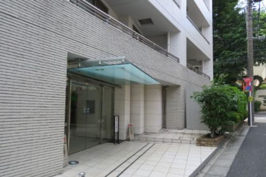ピアース若林