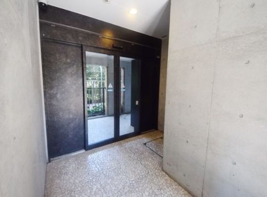 ザ・リバーハウス