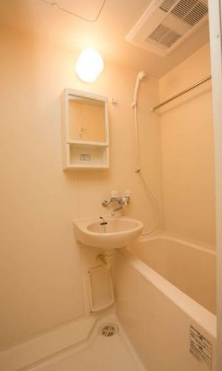 ガラ・シティ京橋