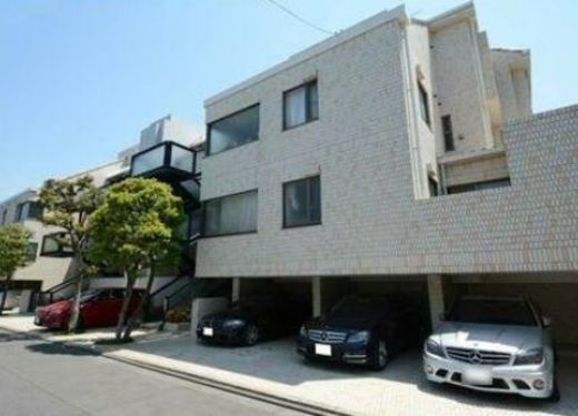 ガーデン南青山