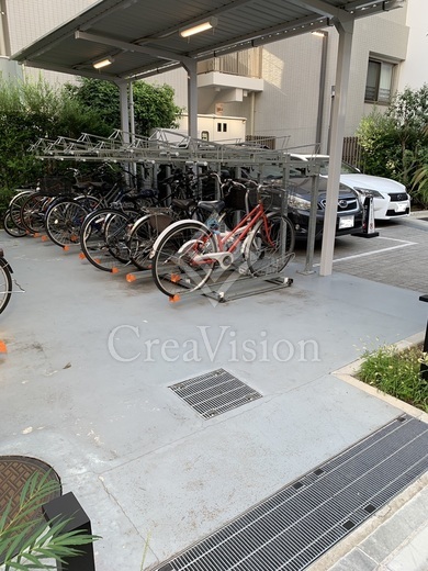 ピアース新宿三丁目