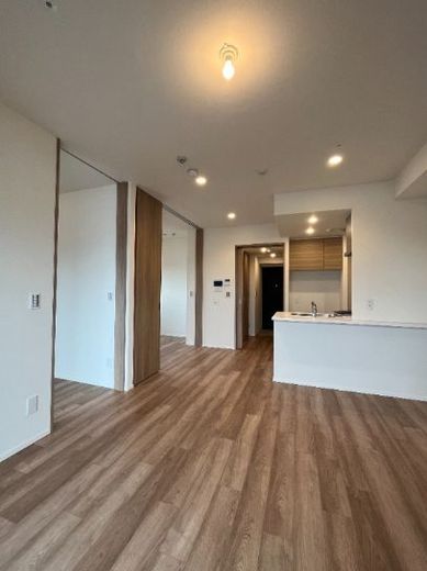 シーズンフラッツ根岸