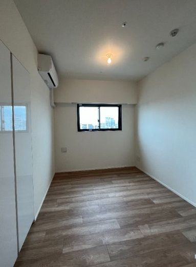 シーズンフラッツ根岸