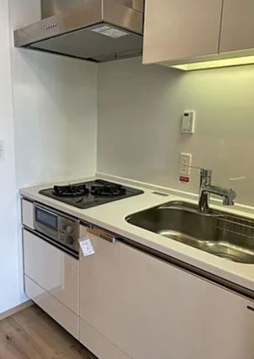 ベリスタ下高井戸駅前