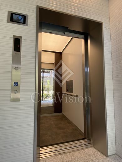 ラティエラ両国