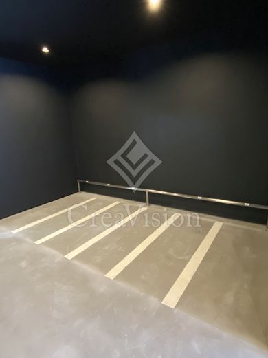 ラティエラ両国