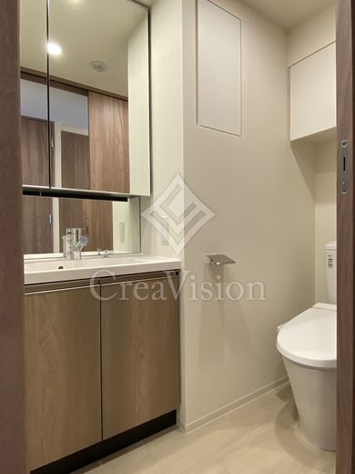 ラティエラ両国