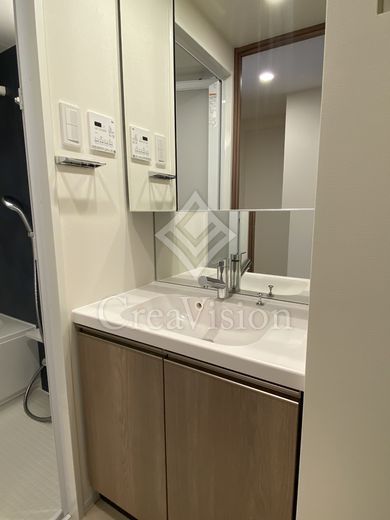 ラティエラ両国