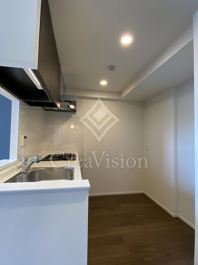 ラティエラ両国