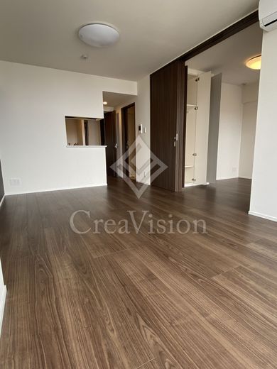 ラティエラ両国