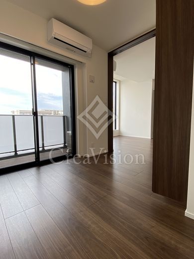 ラティエラ両国