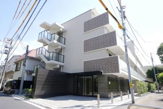 メイクス若松河田