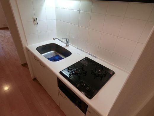 ドゥーエ横濱台町