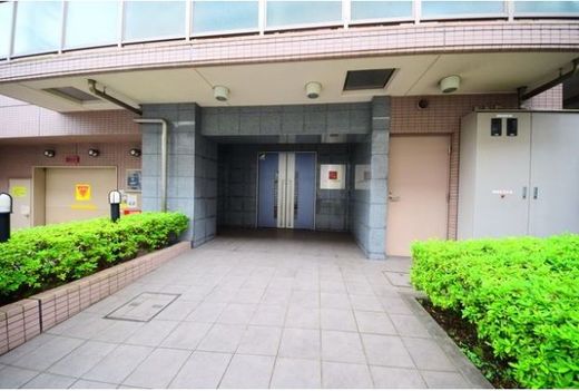 ドゥーエ横濱台町