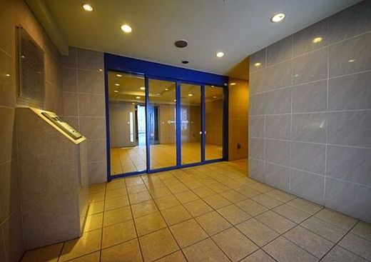 ドゥーエ横濱台町