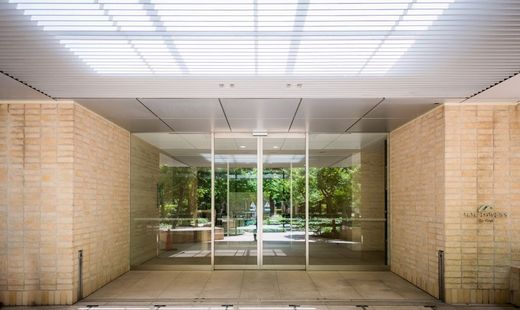 M.M.TOWERS the South (エムエムタワーズ・ザ・サウス)