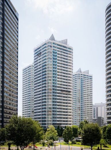 M.M.TOWERS the South (エムエムタワーズ・ザ・サウス)