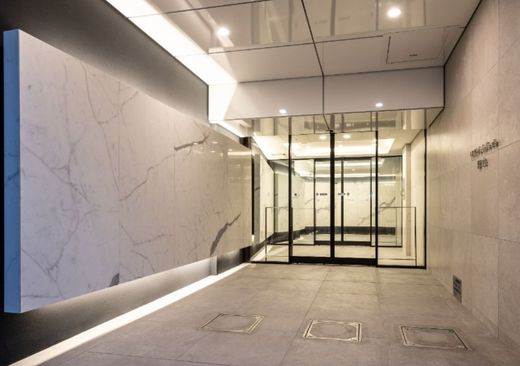 スターヒルズ関内