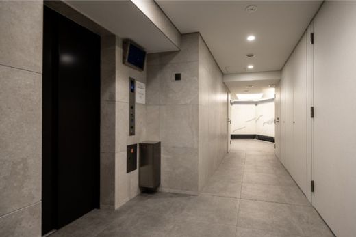 スターヒルズ関内