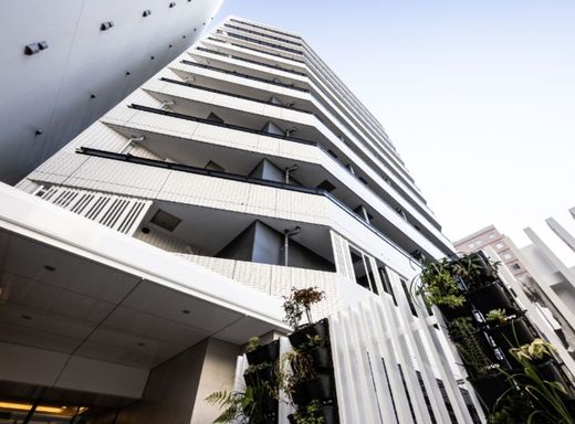 スターヒルズ関内