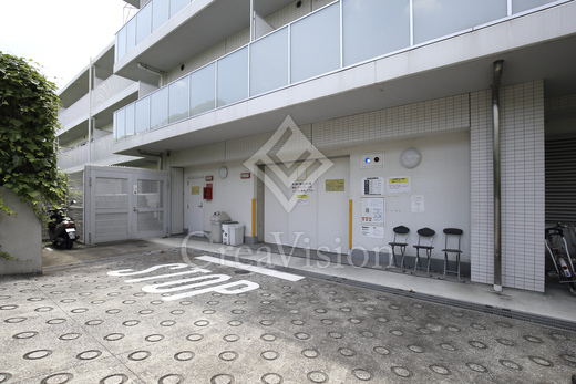 コンフォリア駒場