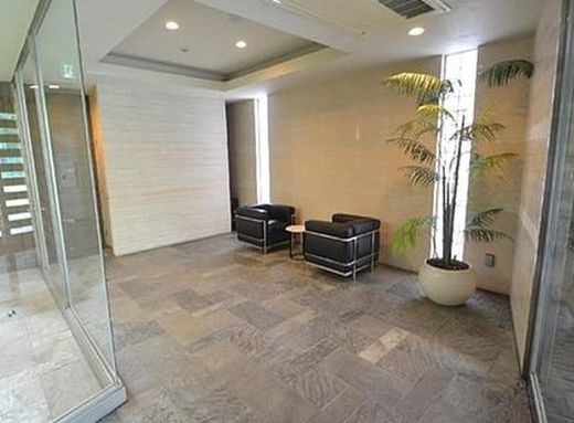 シャリエ三軒茶屋