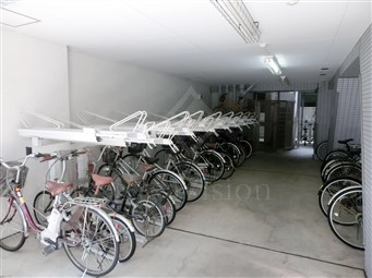 コンフォリア新宿御苑1