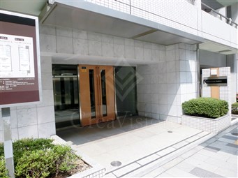 コンフォリア新宿御苑1