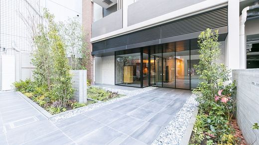 ラティエラ横濱大通り公園