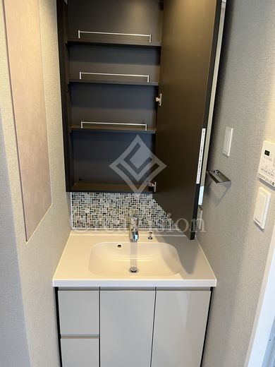 シーズンフラッツ新御徒町