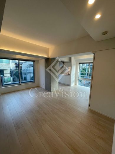 エスセナーリオ牛込柳町