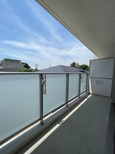 イーストポート