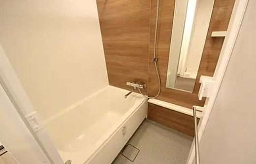 エミリブ鷺ノ宮