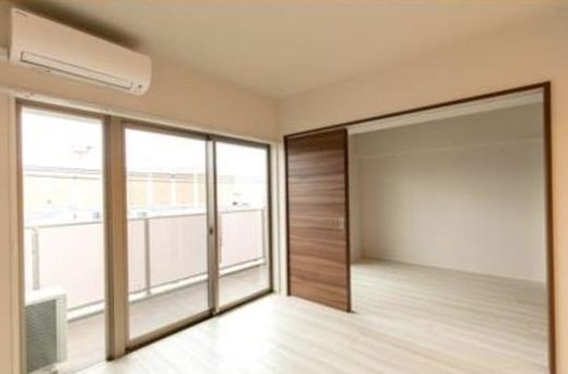 HIGASHIKOMATSUGAWA APARTMENT (東小松川アパートメント)
