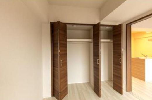 HIGASHIKOMATSUGAWA APARTMENT (東小松川アパートメント)