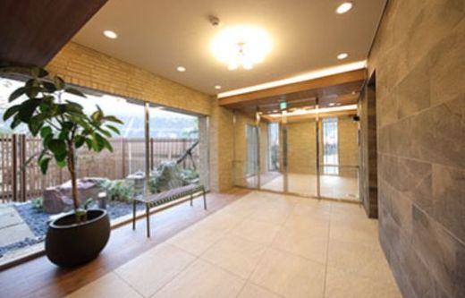HIGASHIKOMATSUGAWA APARTMENT (東小松川アパートメント)
