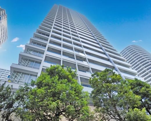 M.M.TOWERS the West (エムエムタワーズ・ザ・ウエスト)