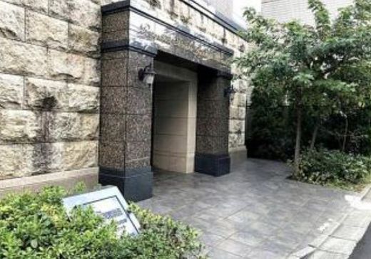 プレサンス新宿御苑前アルティメット