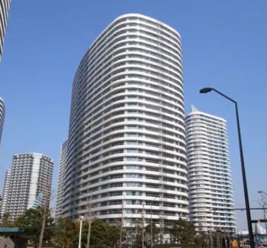 M.M.TOWERS FORESIS (エムエムタワーズフォレシス)