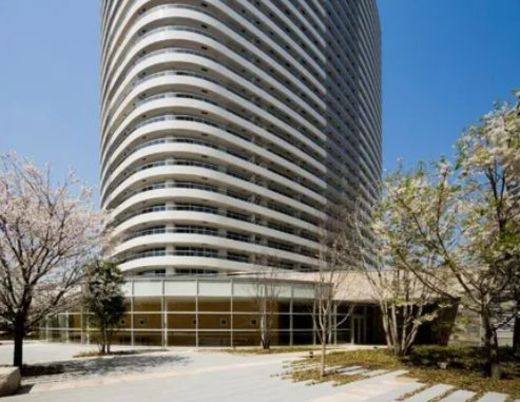 M.M.TOWERS FORESIS (エムエムタワーズフォレシス)