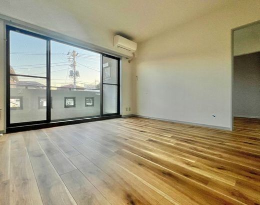 クレストガーデン自由が丘