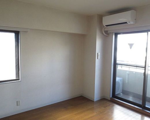 クレストガーデン自由が丘