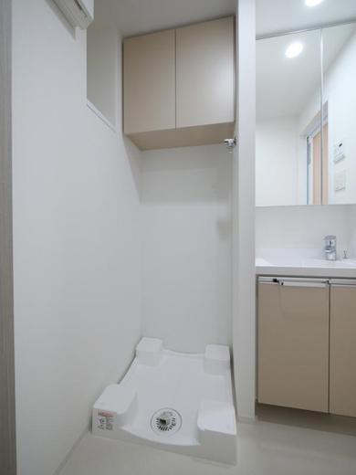 PREMIUM CUBE 中野富士見町 (プレミアムキューブ中野富士見町)