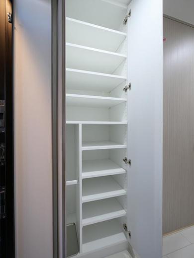 PREMIUM CUBE 中野富士見町 (プレミアムキューブ中野富士見町)