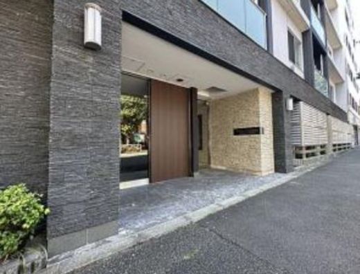 ラフィーネ深沢サクラテラス
