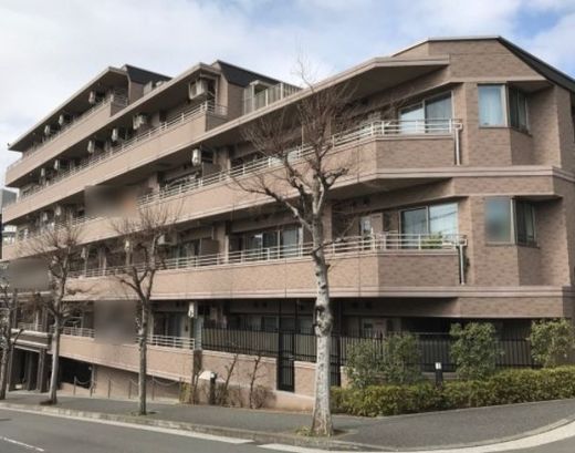 アルシア市が尾