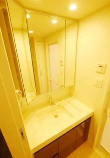 アルシア市が尾