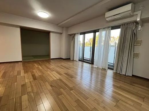パレステージ山手石川町