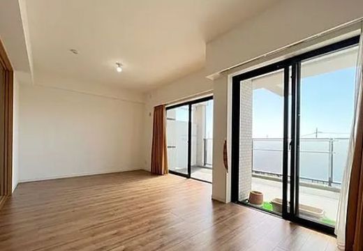 レーベンリヴァーレ横濱鶴ヶ峰ヒルズ