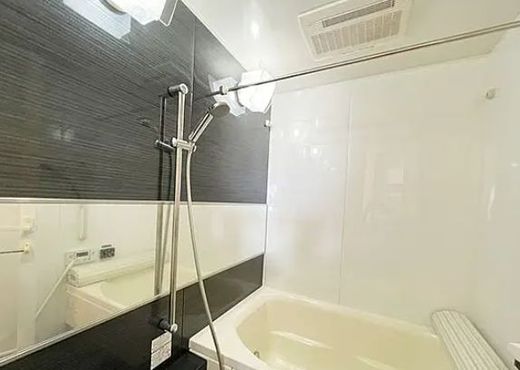 レーベンリヴァーレ横濱鶴ヶ峰ヒルズ